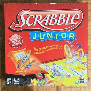 Hasbro Scrabble Junior Word Game - 2012 Canada